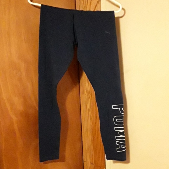 Two Pairs Of Puma Leggings - Picture 2 of 5